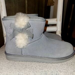 Women's Gray Koolaburra UGG Victoria Mini Booties Size 8